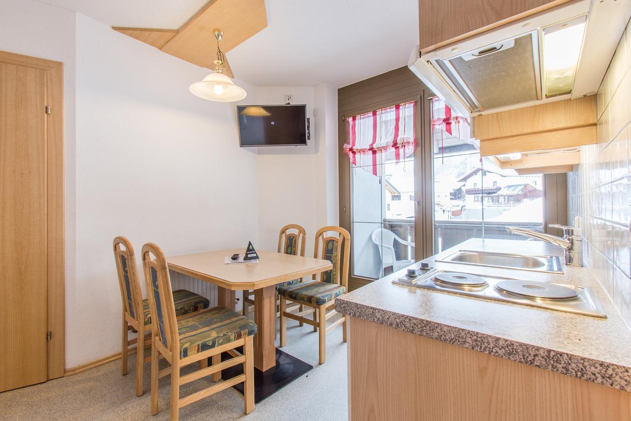 Haus Dorfschmied Ξενοδοχείο Flirsch Εξωτερικό φωτογραφία